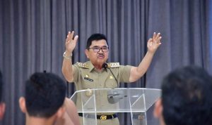 Wali Kota Palopo Judas Amir pada pertemuan dengan pengurus Organisasi Masyarakat (Ormas) di Ruang Ratona Kantor Walikota Palopo, Sulawesi Selatan, Rabu 4 Januari 2022. (ist)