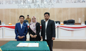 Paripurna DPRD Usulan Pemberhentian Wali Kota dan Wakil Wali Kota Palopo 2018-2023 - FOTO