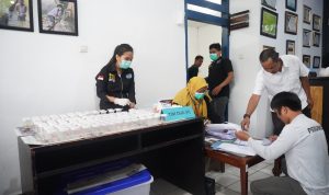 Dukung Pemberantasan Narkoba Karyawan Perumda TM Tes Urine - foto