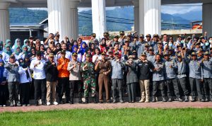 Sekda Palopo Pimpin Apel Pasukan Siaga Pemilu 2024 FT