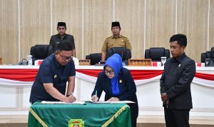 DPRD-Pemkot Teken Nota Kesepakatan RPJPD ft