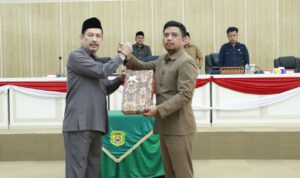 DPRD Palopo Gelar Rapat Paripurna dengan Tiga Agenada ft