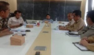 Komisi I DPRD Palopo Raker Pronogsis Bersama Dinas Sosial ft
