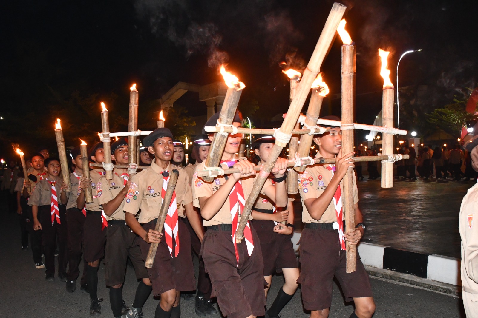 Taptu dan Pawai Obor: Palopo Menyala dalam Semangat Kemerdekaan ke-80 RI